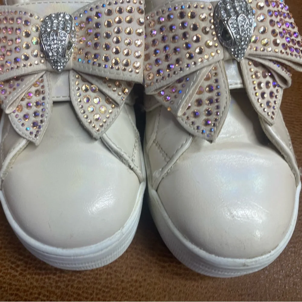 Kurt Geiger Kids Cream Sneakers with Sparkling Bow